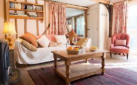 Bromans Barn A Beautiful Cottage By The Sea And Cudmore Nature Reserve