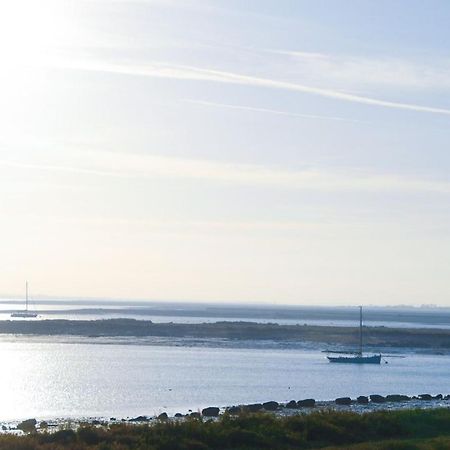 Bromans Barn A Beautiful Cottage By The Sea And Cudmore Nature Reserve West Mersea Exterior photo